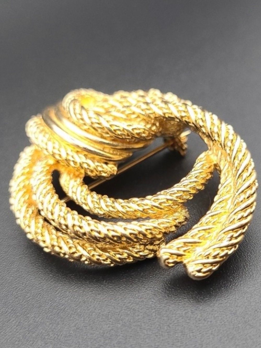 Vintage Christian Dior Rope Knot Brooch Gold Tone Signed Chr Dior